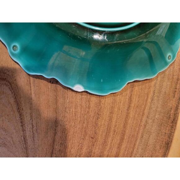 Vintage Wedgewood Cabbage Plate 8 Diameter Made In England Tiny Chip On Back - Picture 3 of 4